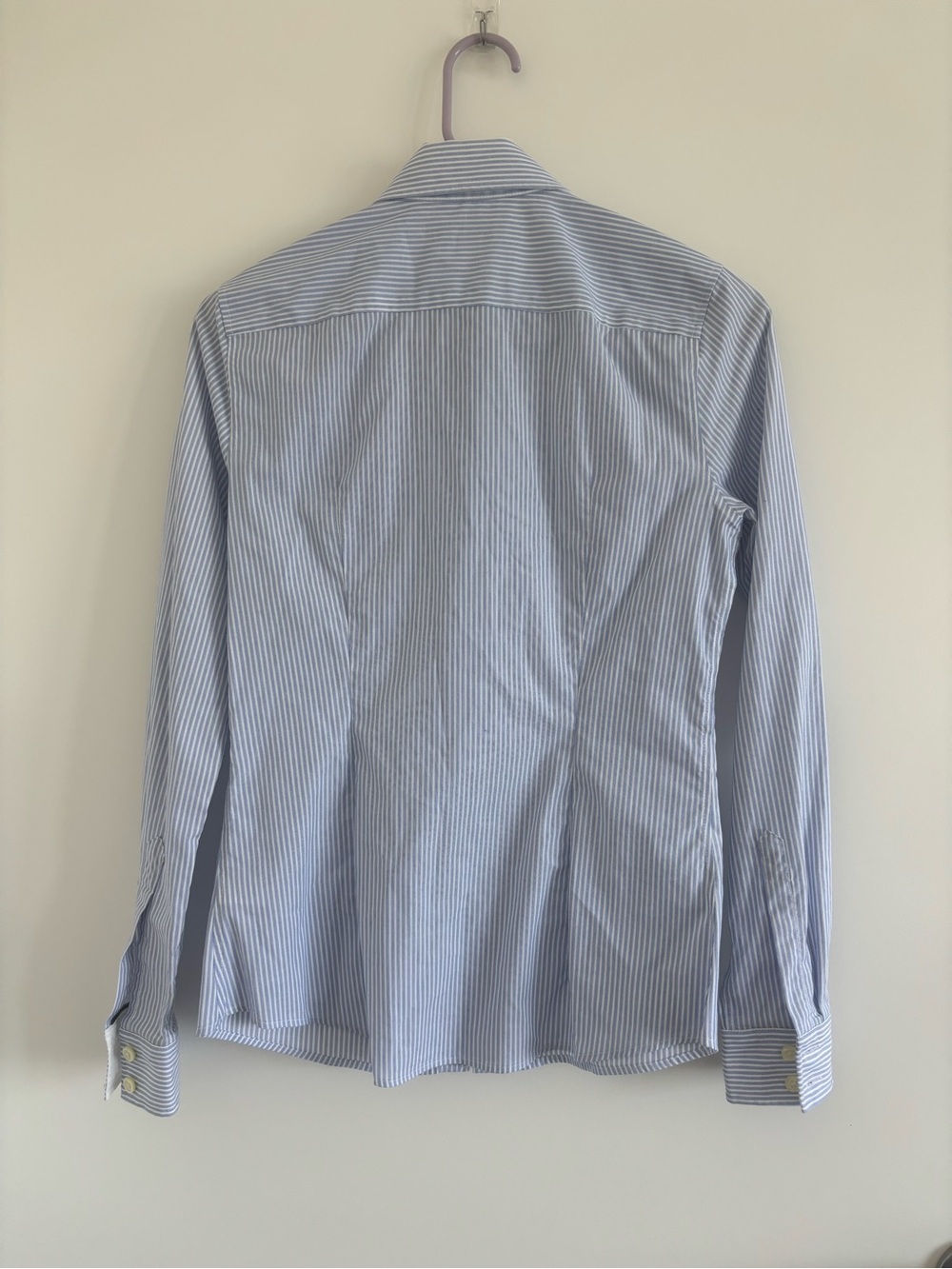 Banana Republic Light Blue Stripe women’s  Dress Shirt - Picture 4 of 4